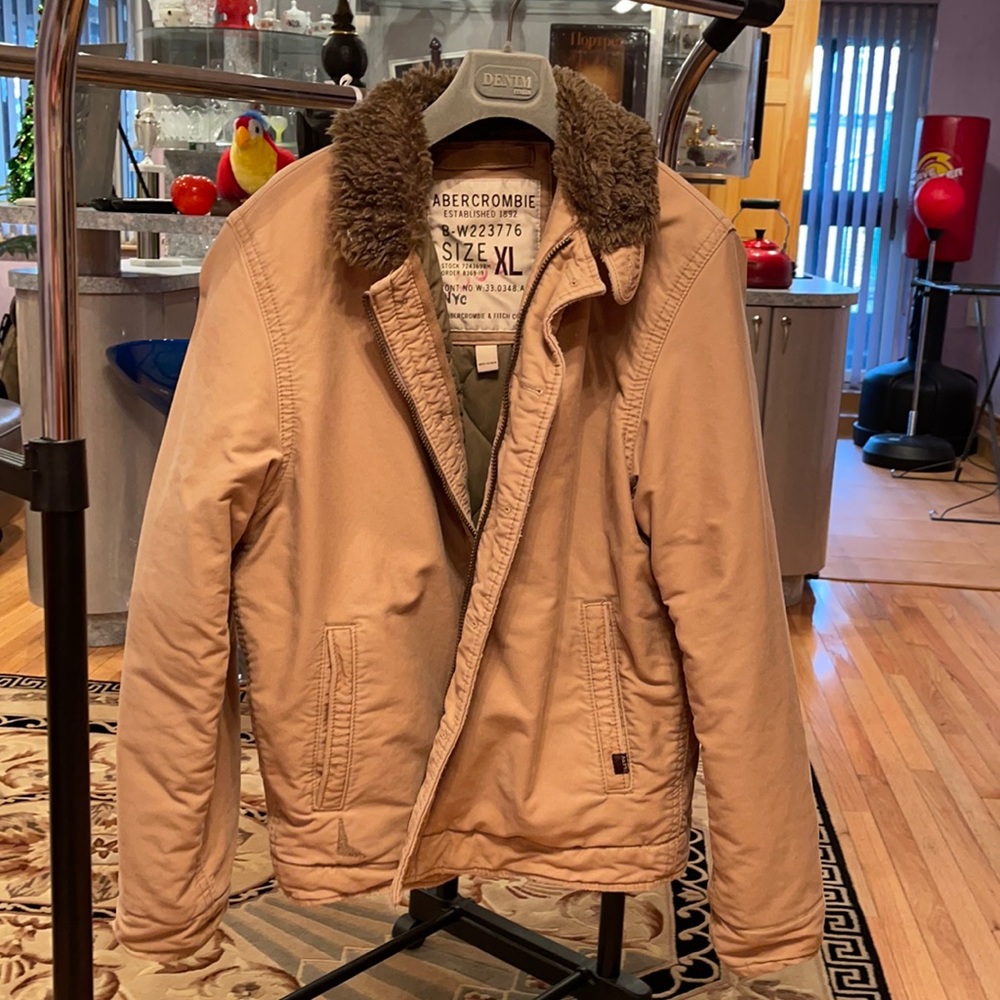 Outdoor jacket
